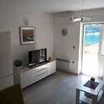 Sisevic - Comfort With Balconies And Sea View Appartamento Slano