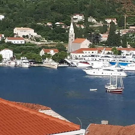 Sisevic - Comfort With Balconies And Sea View Daire