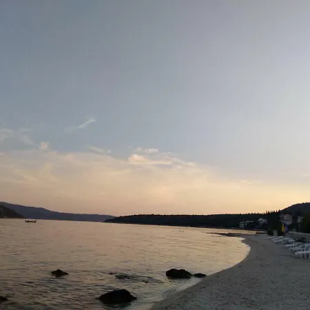 Sisevic - Comfort With Balconies And Sea View