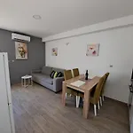 Sisevic - Comfort With Balconies And Sea View Apartmán Slano