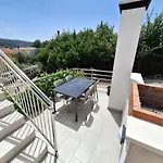 Sisevic - Comfort With Balconies And Sea View Apartment Slano
