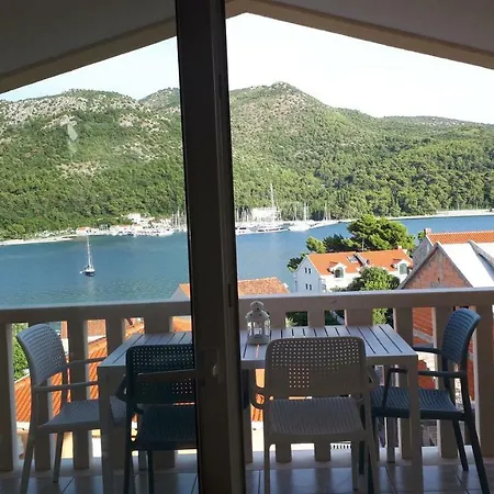 Sisevic - Comfort With Balconies And Sea View Apartament