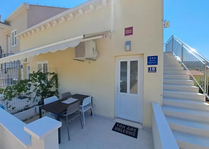 Sisevic - Comfort With Balconies And Sea View Διαμέρισμα *