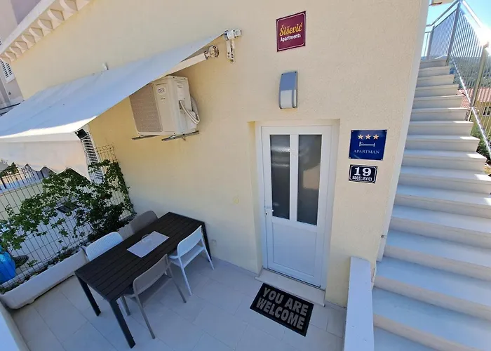 Διαμέρισμα Sisevic - Comfort With Balconies And Sea View *