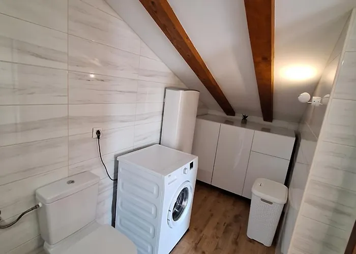 Sisevic - Comfort With Balconies And Sea View