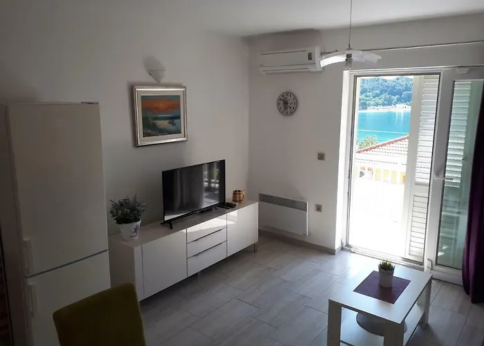 Sisevic - Comfort With Balconies And Sea View Διαμέρισμα Slano