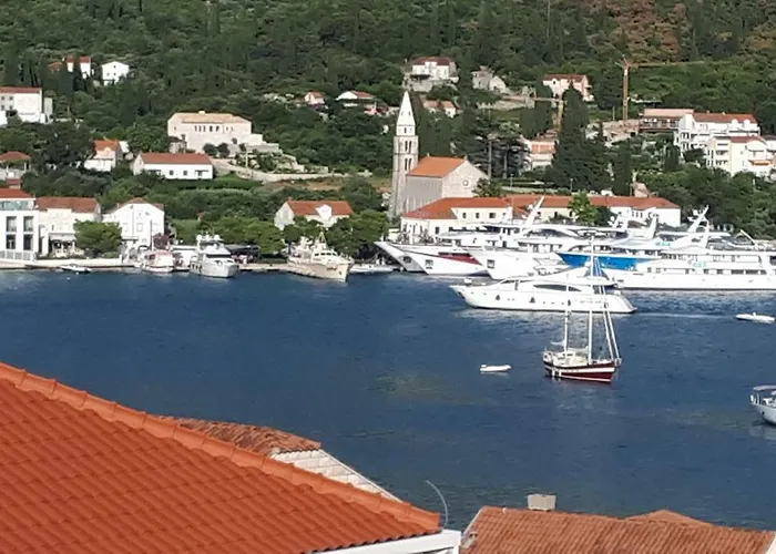 Sisevic - Comfort With Balconies And Sea View Διαμέρισμα