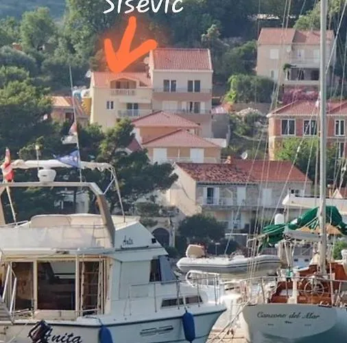 Sisevic - Comfort With Balconies And Sea View *